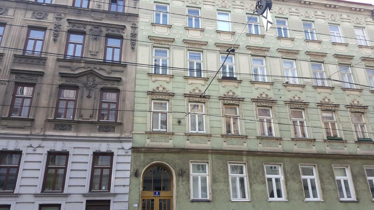 Ferienwohnungen Stella Вена Экстерьер фото