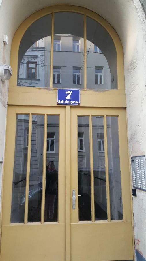 Ferienwohnungen Stella Вена Экстерьер фото